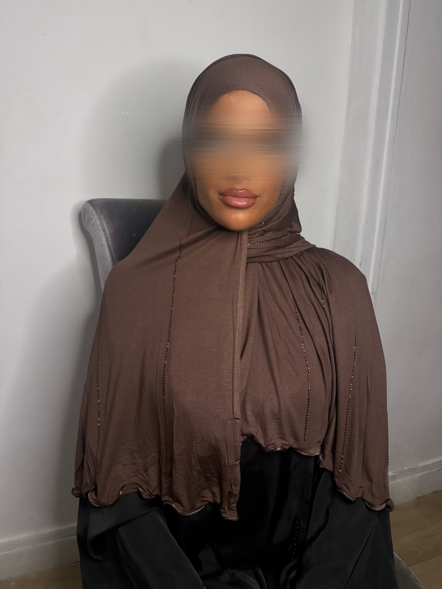 HIJAB CLASSY STRASS BROWN